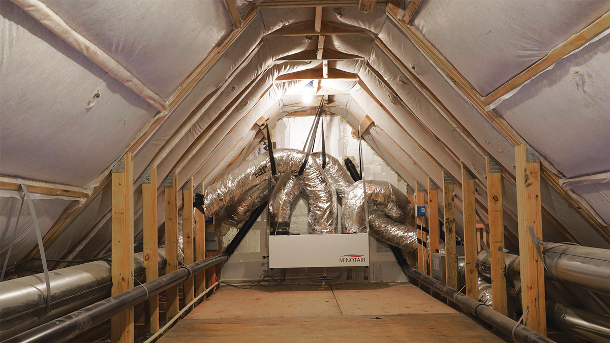 Installation specialist